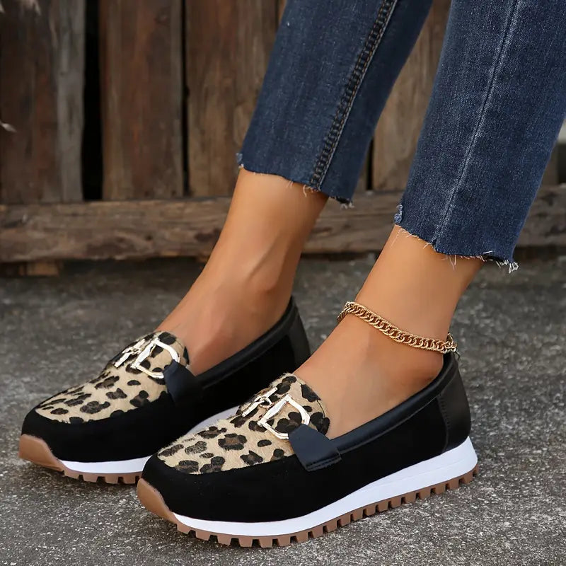 Mocasín Animal Print - Elegancia y Comodidad